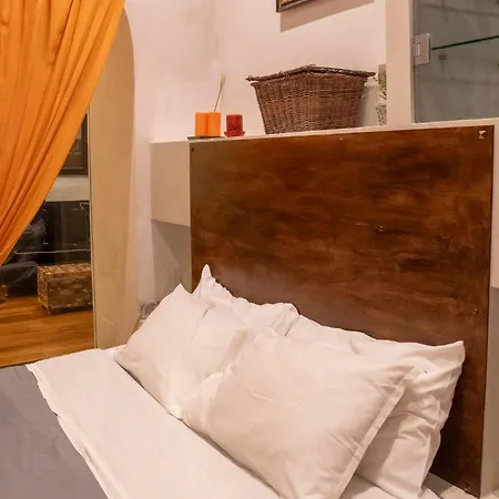 Domus Ciancaleoni - Colosseum - Rione Monti * 로마