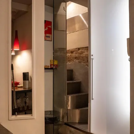 Domus Ciancaleoni - Colosseum - Rione Monti