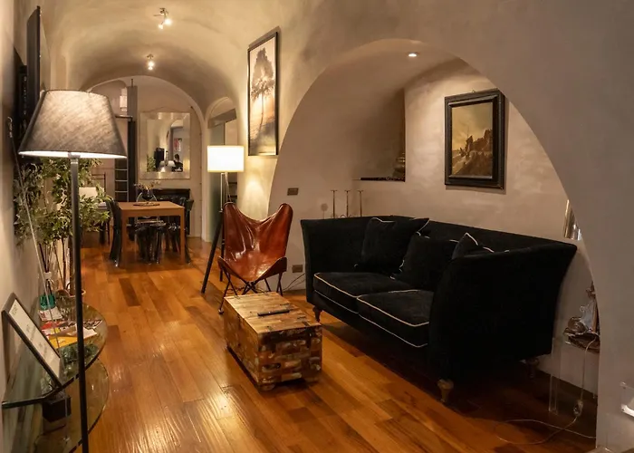 Domus Ciancaleoni - Colosseum - Rione Monti 로마