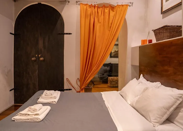 Domus Ciancaleoni - Colosseum - Rione Monti 로마